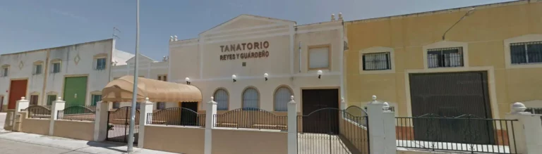 Floristería para Tanatorio Reyes y Guardeño